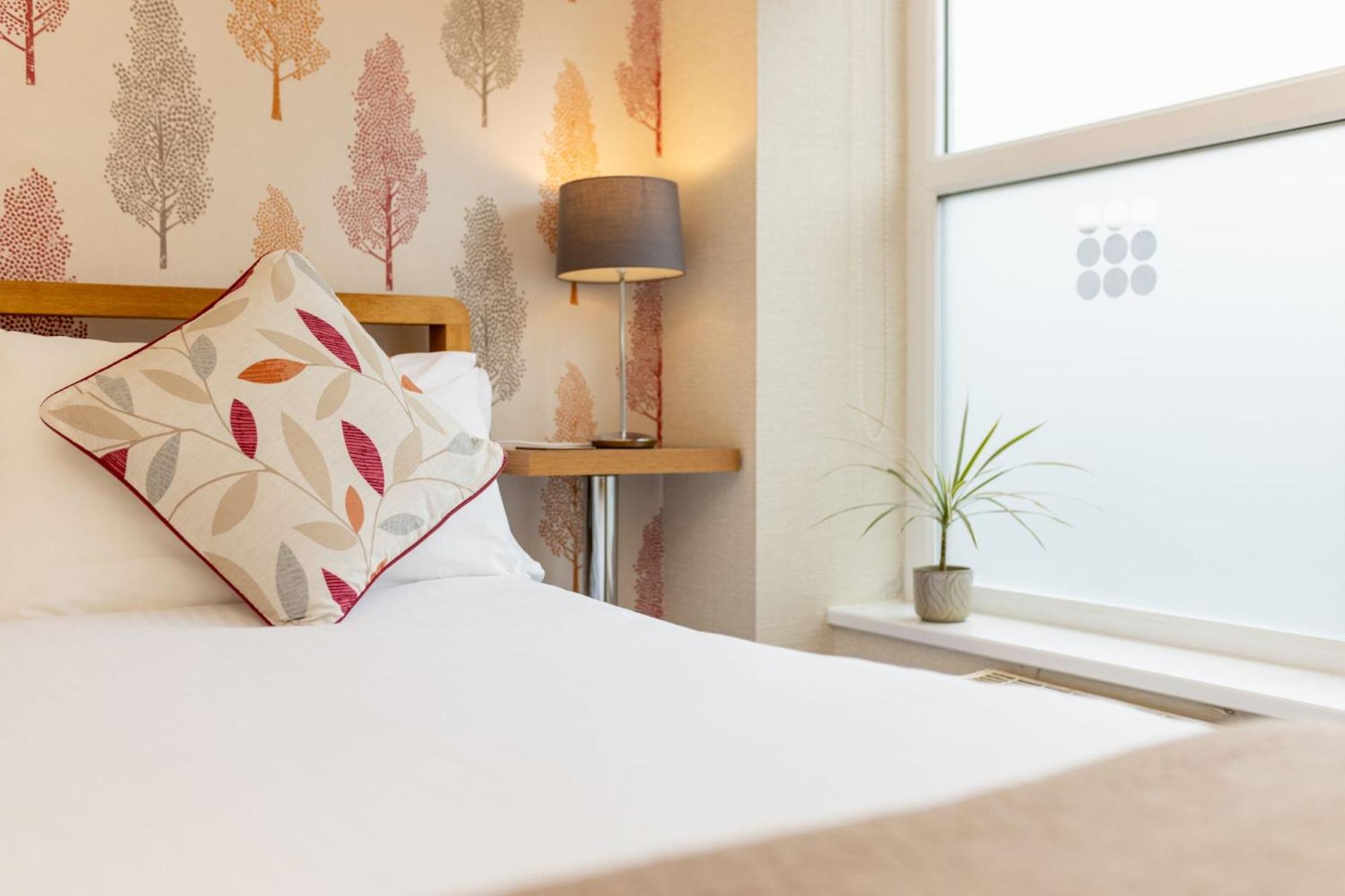 Thornbank House Offering Breakfast And With The Use Of Free Local Health Club Hotell Windermere Exteriör bild