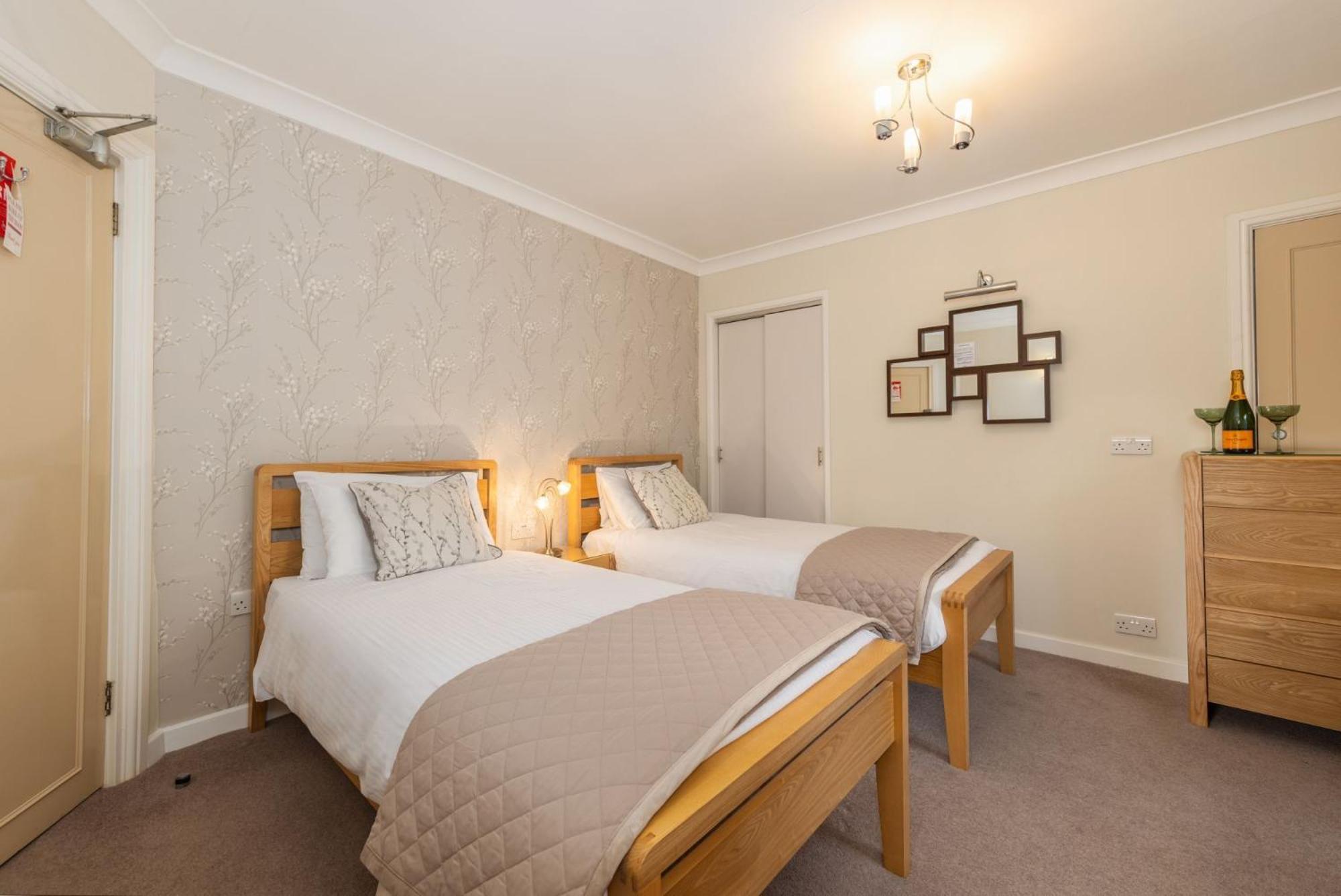 Thornbank House Offering Breakfast And With The Use Of Free Local Health Club Hotell Windermere Exteriör bild